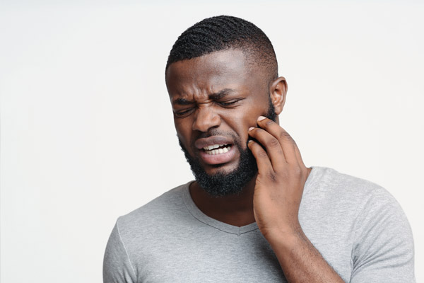 Broken Tooth: 4 Common Causes - Chamblee Dental Care Chamblee Georgia